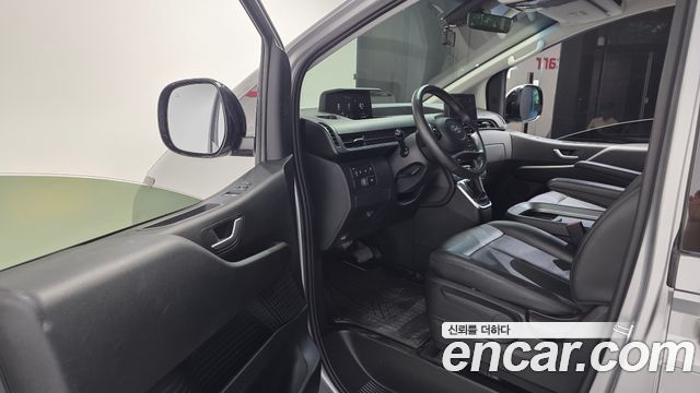 Hyundai Staria Cargo 5-Seater Modern 2022 — фото 10