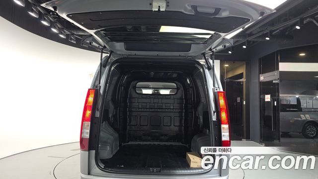 Hyundai Staria Cargo 5-Seater Modern 2022 — фото 24