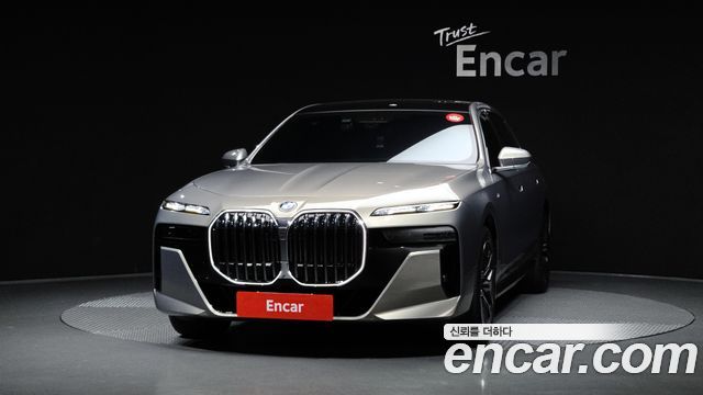 BMW 7 Series (G70) 740i sDrive M Sport 2023 — фото 3