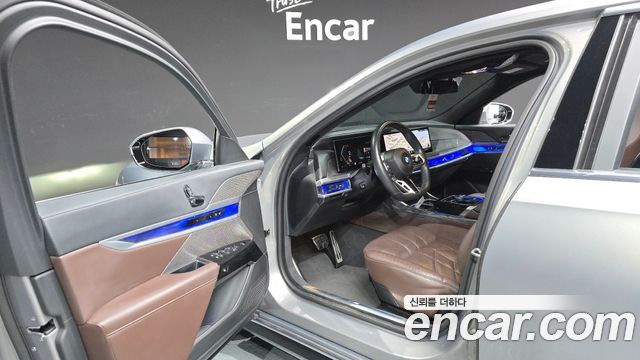 BMW 7 Series (G70) 740i sDrive M Sport 2023 — фото 10