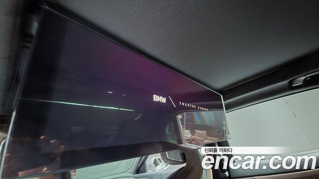 BMW 7 Series (G70) 740i sDrive M Sport 2023 — фото 18