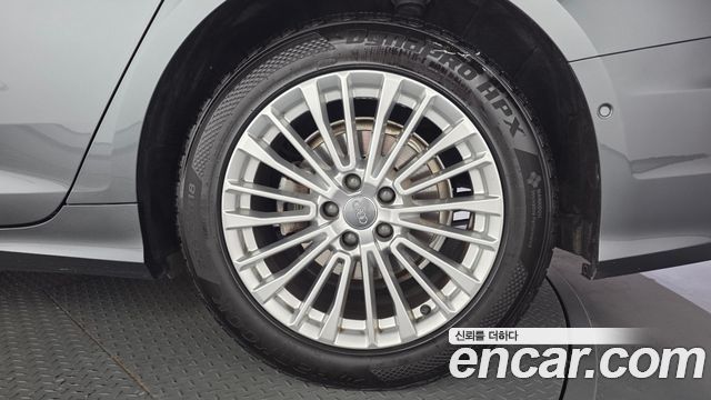 Audi A6 (C8) 40 TDI Quattro Premium 2021 — фото 21