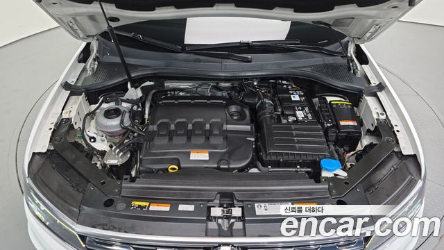 Volkswagen Tiguan (II) 2.0 TDI Prestige 2020 — фото 6