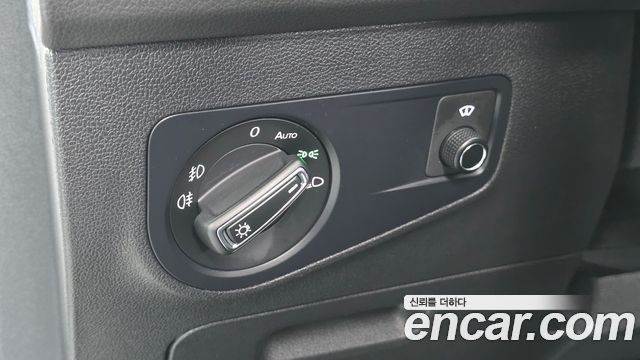 Volkswagen Tiguan (II) 2.0 TDI Prestige 2020 — фото 15