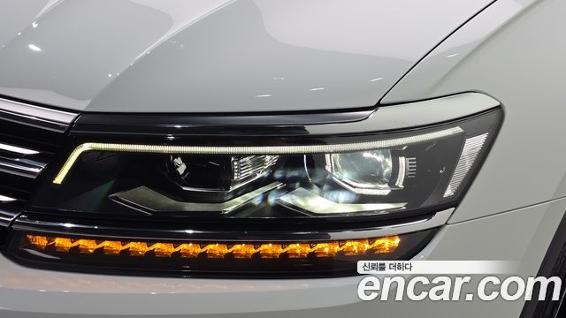 Volkswagen Tiguan (II) 2.0 TDI Prestige 2020 — фото 22