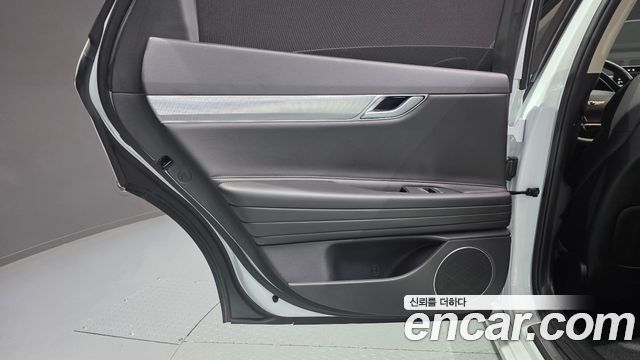 Genesis G80 (RG3) Gasoline 2.5 Turbo AWD 2021 — фото 25