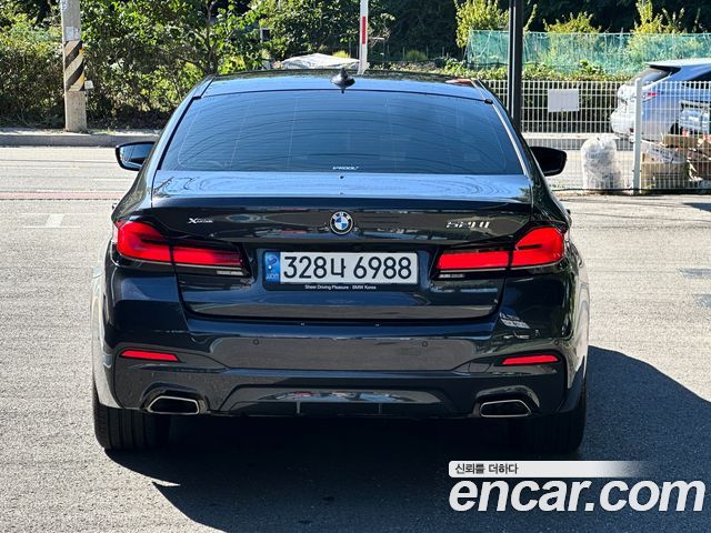 BMW 5 Series (G30) 520i M Sport 2022 — фото 4