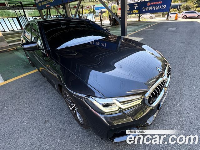 BMW 5 Series (G30) 520i M Sport 2022 — фото 6
