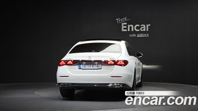 Mercedes-Benz E-Class (W214) E220d 4MATIC Exclusive 2024 — фото 4