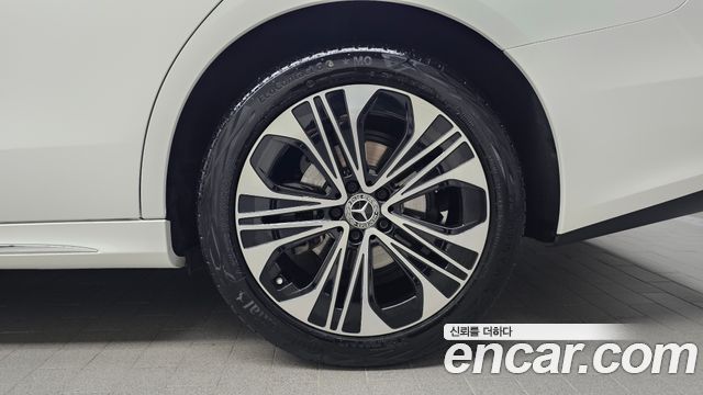 Mercedes-Benz E-Class (W214) E220d 4MATIC Exclusive 2024 — фото 21