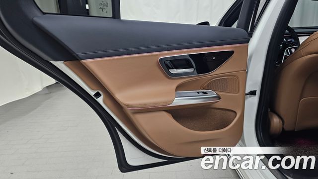 Mercedes-Benz E-Class (W214) E220d 4MATIC Exclusive 2024 — фото 25