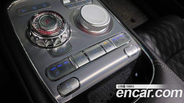 Genesis G90 (RS4) Gasoline 3.5 Turbo e-S/C AWD LWB 2023 — фото 33