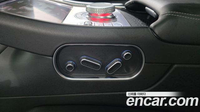 Genesis G90 (RS4) Gasoline 3.5 Turbo e-S/C AWD LWB 2023 — фото 36