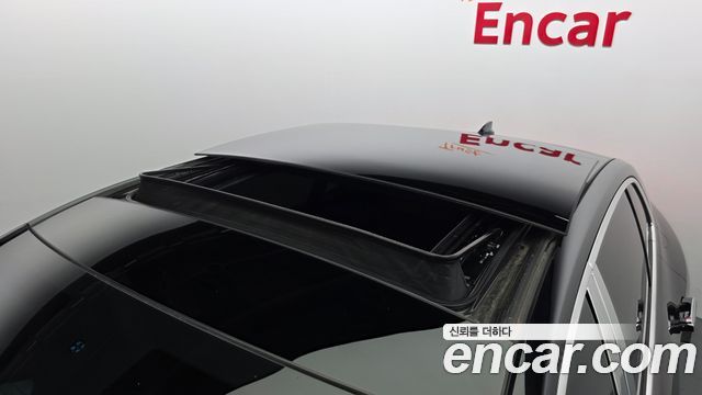 Genesis G90 (RS4) Gasoline 3.5 Turbo e-S/C AWD LWB 2023 — фото 40