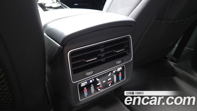 Audi Q7 (4M) 45 TDI Quattro 2022 — фото 20
