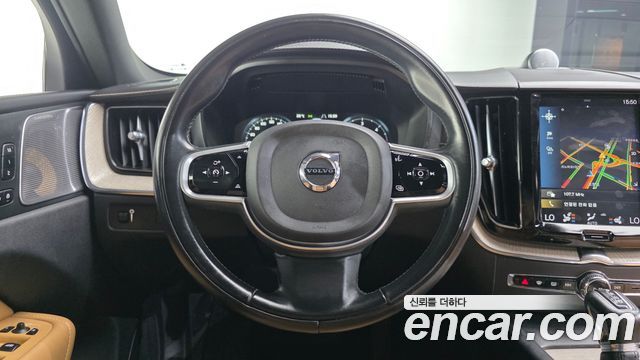 Volvo XC60 (II) D5 Inscription 2020 — фото 13