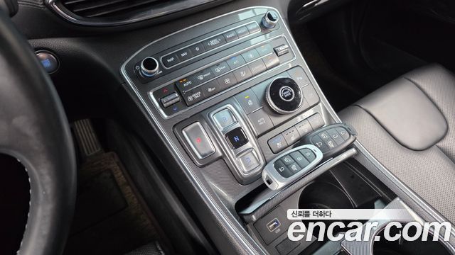 Hyundai Santa Fe HEV 1.6 2WD Exclusive 2022 — фото 9