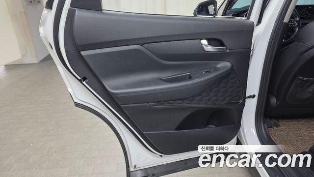 Hyundai Santa Fe HEV 1.6 2WD Exclusive 2022 — фото 25