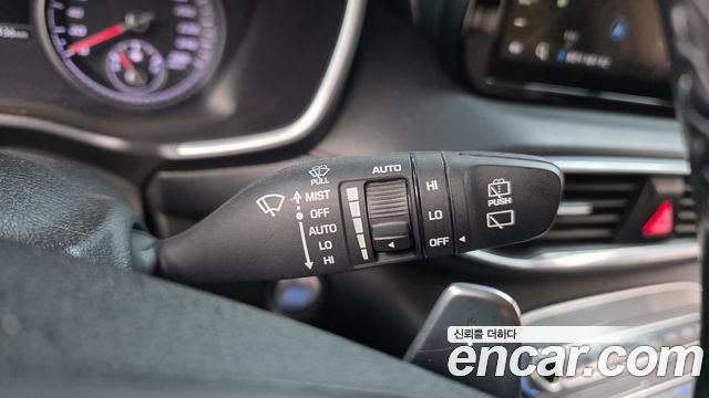 Hyundai Santa Fe HEV 1.6 2WD Exclusive 2022 — фото 32