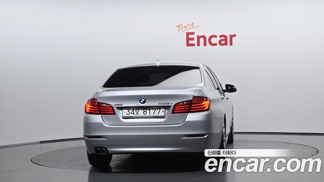 BMW 5 Series (F10) 528i xDrive 2014 — фото 4