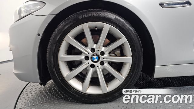 BMW 5 Series (F10) 528i xDrive 2014 — фото 5