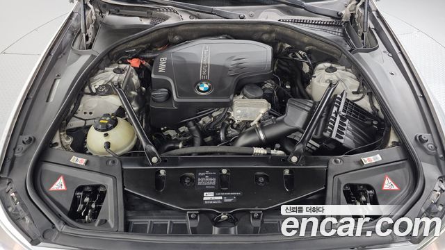 BMW 5 Series (F10) 528i xDrive 2014 — фото 6