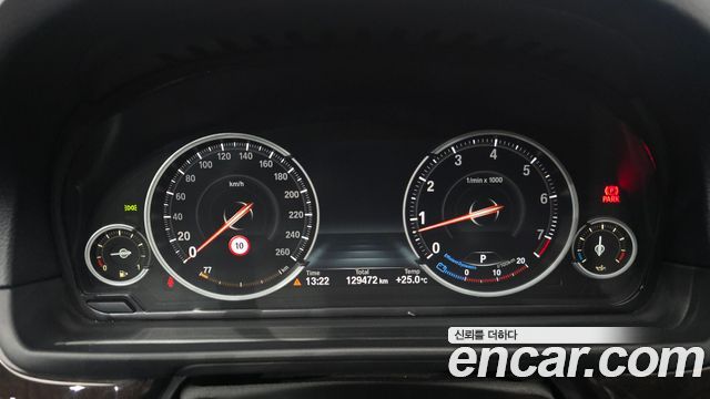 BMW 5 Series (F10) 528i xDrive 2014 — фото 8