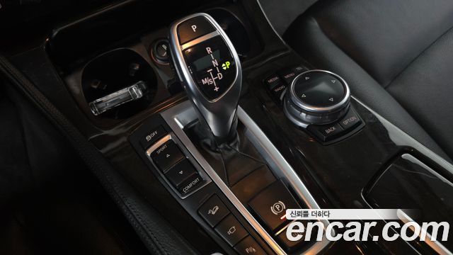 BMW 5 Series (F10) 528i xDrive 2014 — фото 9