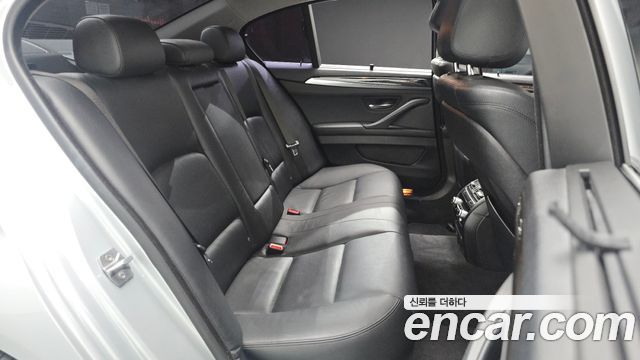 BMW 5 Series (F10) 528i xDrive 2014 — фото 11