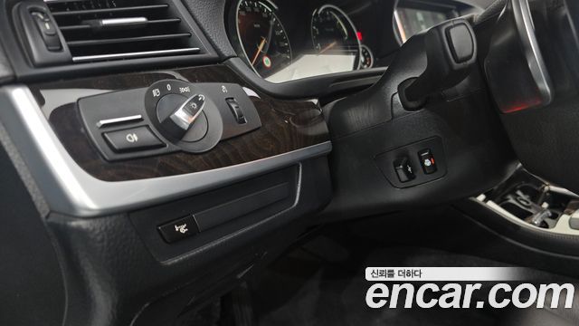 BMW 5 Series (F10) 528i xDrive 2014 — фото 27