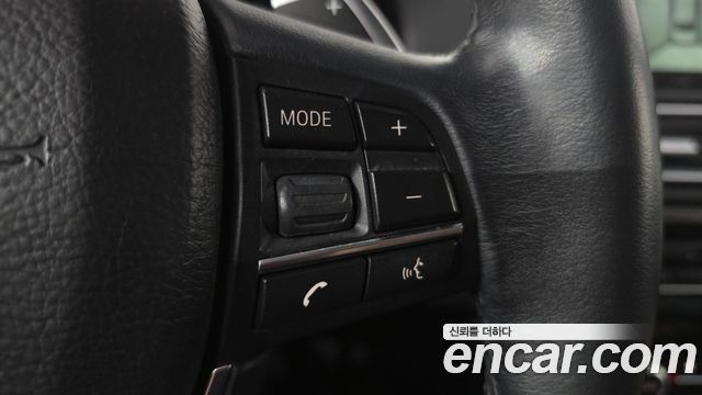 BMW 5 Series (F10) 528i xDrive 2014 — фото 30