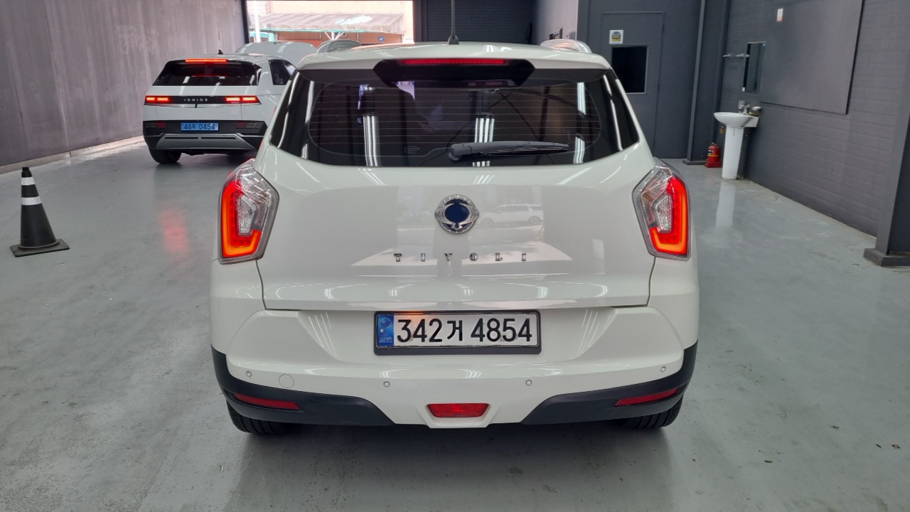 KG Mobility (SsangYong) Tivoli Diesel LX 2WD 2017 — фото 4
