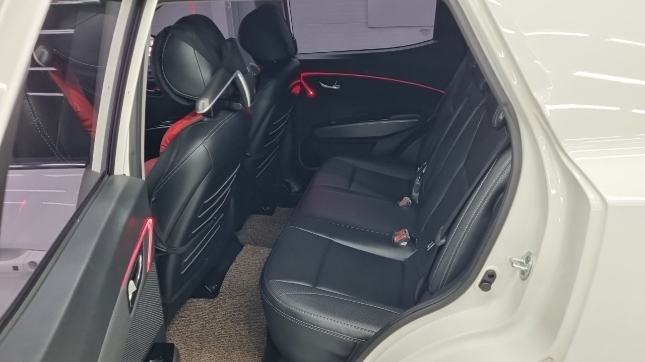 KG Mobility (SsangYong) Tivoli Diesel LX 2WD 2017 — фото 15