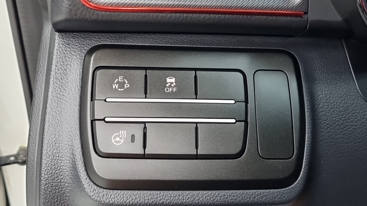KG Mobility (SsangYong) Tivoli Diesel LX 2WD 2017 — фото 18