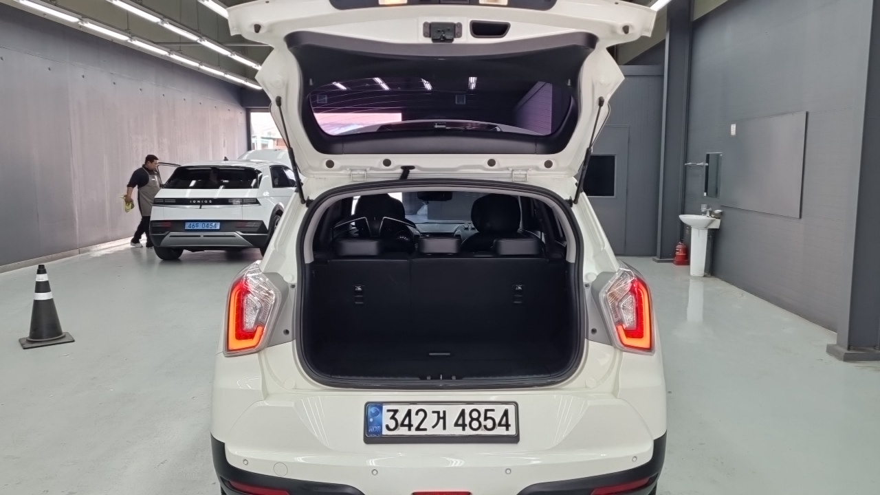 KG Mobility (SsangYong) Tivoli Diesel LX 2WD 2017 — фото 20