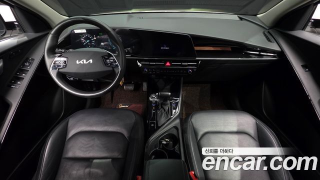 Kia Niro Prestige 2022 — фото 7