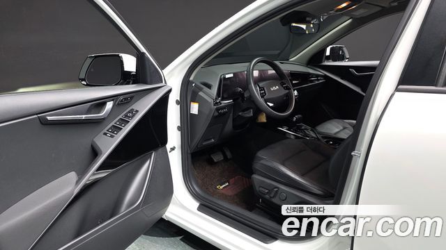 Kia Niro Prestige 2022 — фото 10