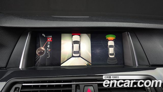 BMW 5 Series (F10) 530d xDrive M Aero Dynamic 2015 — фото 18