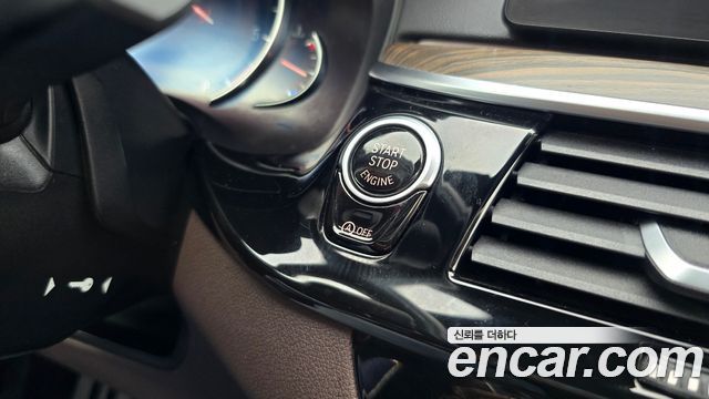 BMW 5 Series (G30) 520d M Sport Package Plus 2018 — фото 19