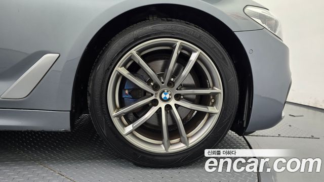 BMW 5 Series (G30) 520d M Sport Package Plus 2018 — фото 21