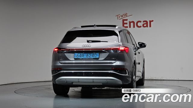 Audi Q4 e-tron (F4) 40 Premium 2022 — фото 4
