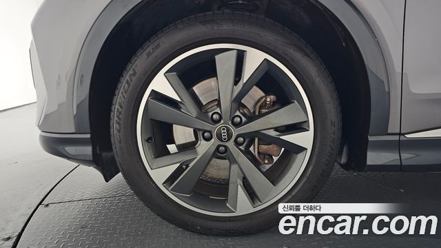 Audi Q4 e-tron (F4) 40 Premium 2022 — фото 5