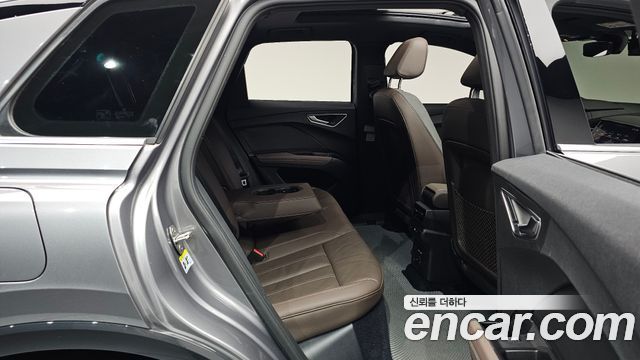 Audi Q4 e-tron (F4) 40 Premium 2022 — фото 15