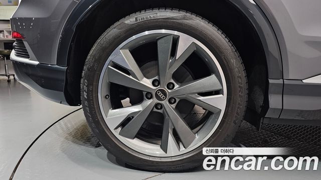 Audi Q4 e-tron (F4) 40 Premium 2022 — фото 27