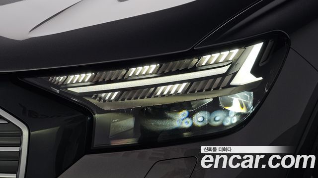 Audi Q4 e-tron (F4) 40 Premium 2022 — фото 28