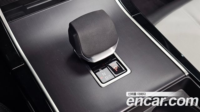 Land Rover Range Rover Evoque (II) P250 Dynamic SE 2026 — фото 9
