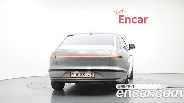 Hyundai Grandeur (GN7) 2,5 Gasoline 2WD Exclusive 2023 — фото 4