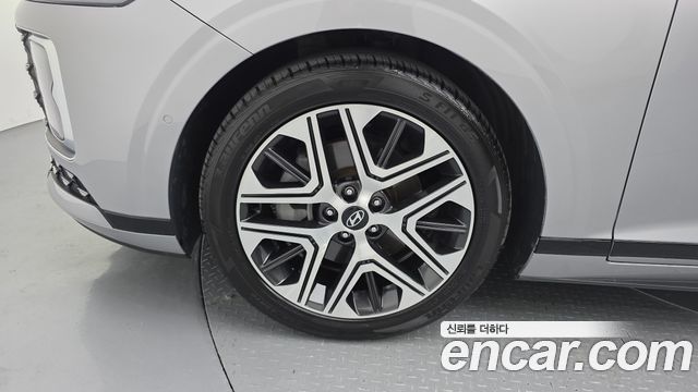 Hyundai Grandeur (GN7) 2,5 Gasoline 2WD Exclusive 2023 — фото 5