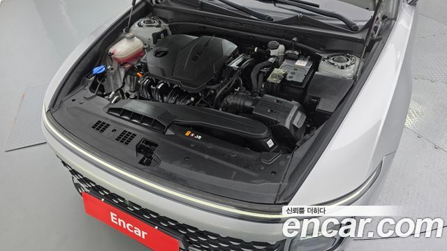 Hyundai Grandeur (GN7) 2,5 Gasoline 2WD Exclusive 2023 — фото 6