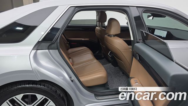 Hyundai Grandeur (GN7) 2,5 Gasoline 2WD Exclusive 2023 — фото 11